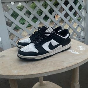 NIKE PANDA DUNK LOW